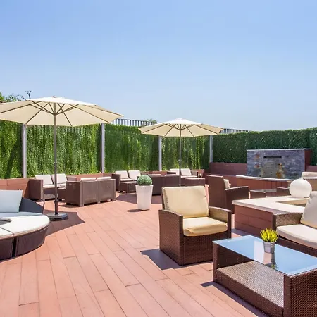 Hotel Crowne Plaza Madrid Airport-2