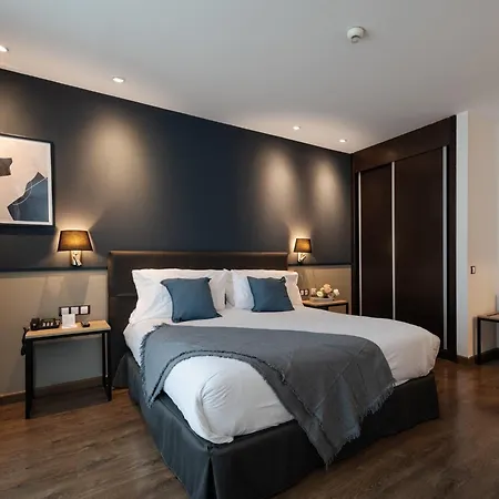 Hotel Crowne Plaza Madrid Airport-3